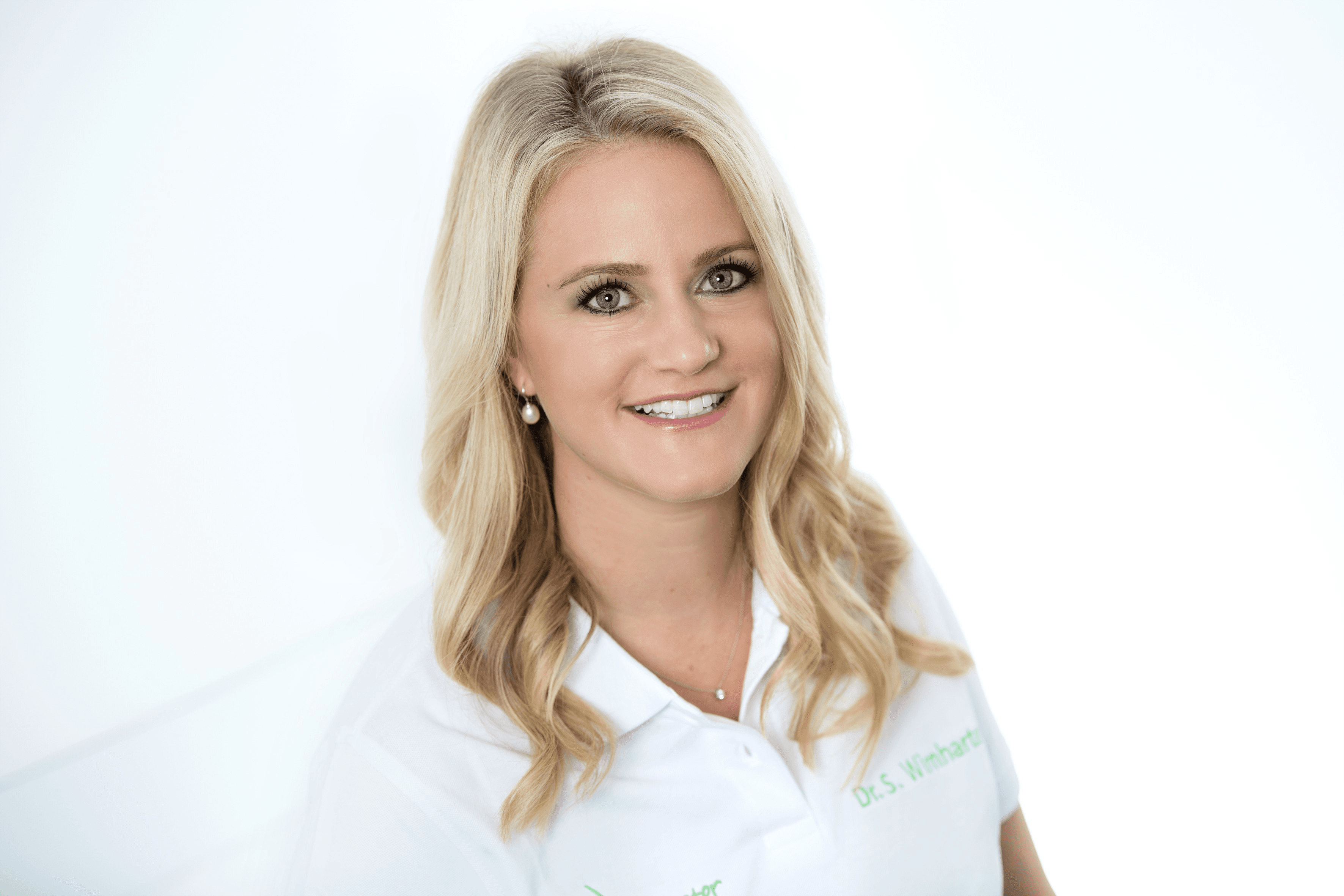 Dr. Stephanie Wirnharter
